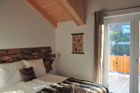 Openslaande deuren naar het balkon vanuit slaapkamer 2